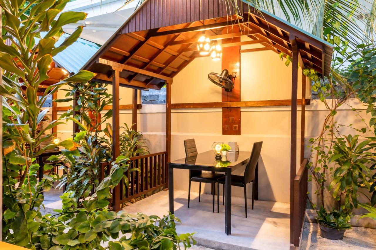 Ukulhas Beach Inn Luaran gambar